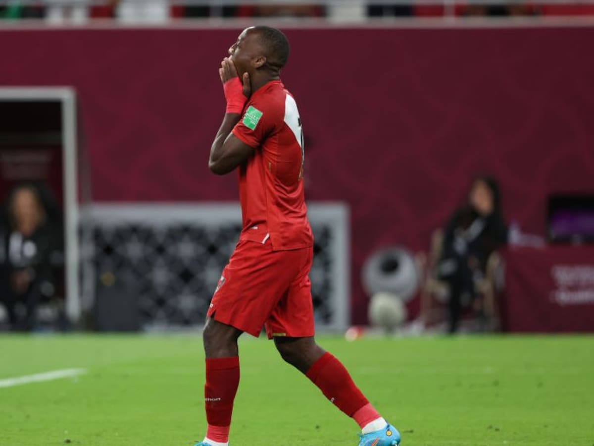 Luis Advíncula anunció su renuncia a la selección peruana tras la eliminación frente a Australia