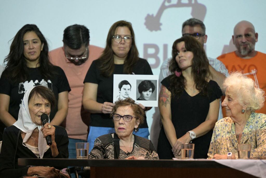 Organización en defensa de los derechos humanos Madres de Plaza de Mayo son parte de la recuperación de nietos robados en la dictadura de Argentina