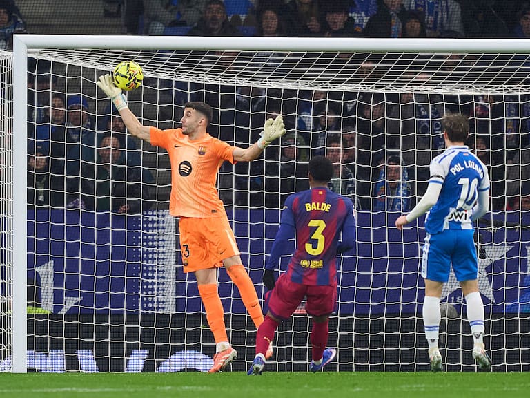 Joan García se lució en el Derbi Catalán