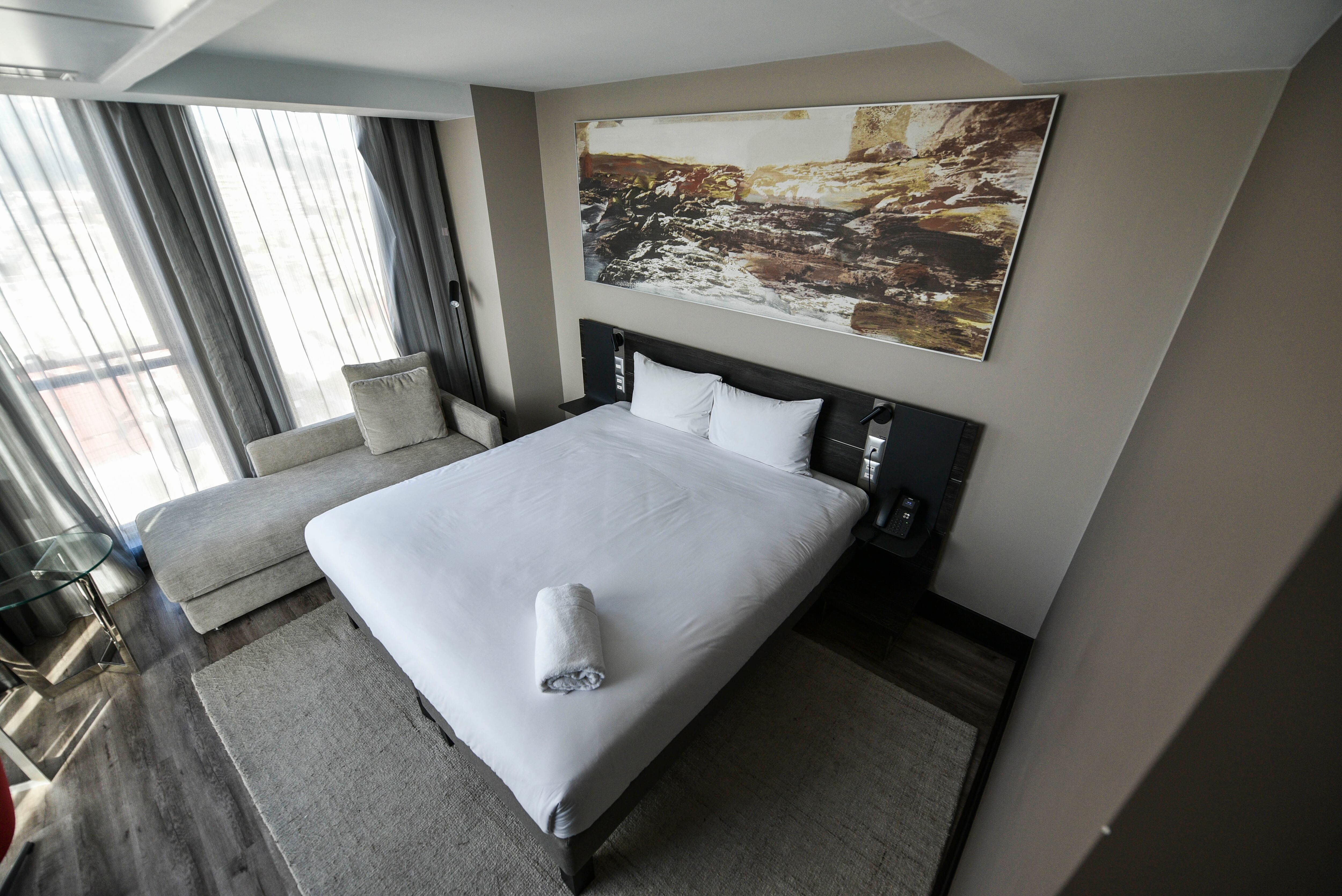 09 DE JULIO DE 2020 / VIA DEL MARHabitacin del Hotel Novotel que se inaugura como nueva residencia sanitaria para la comuna.
FOTO: MIGUEL MOYA / AGENCIAUNO