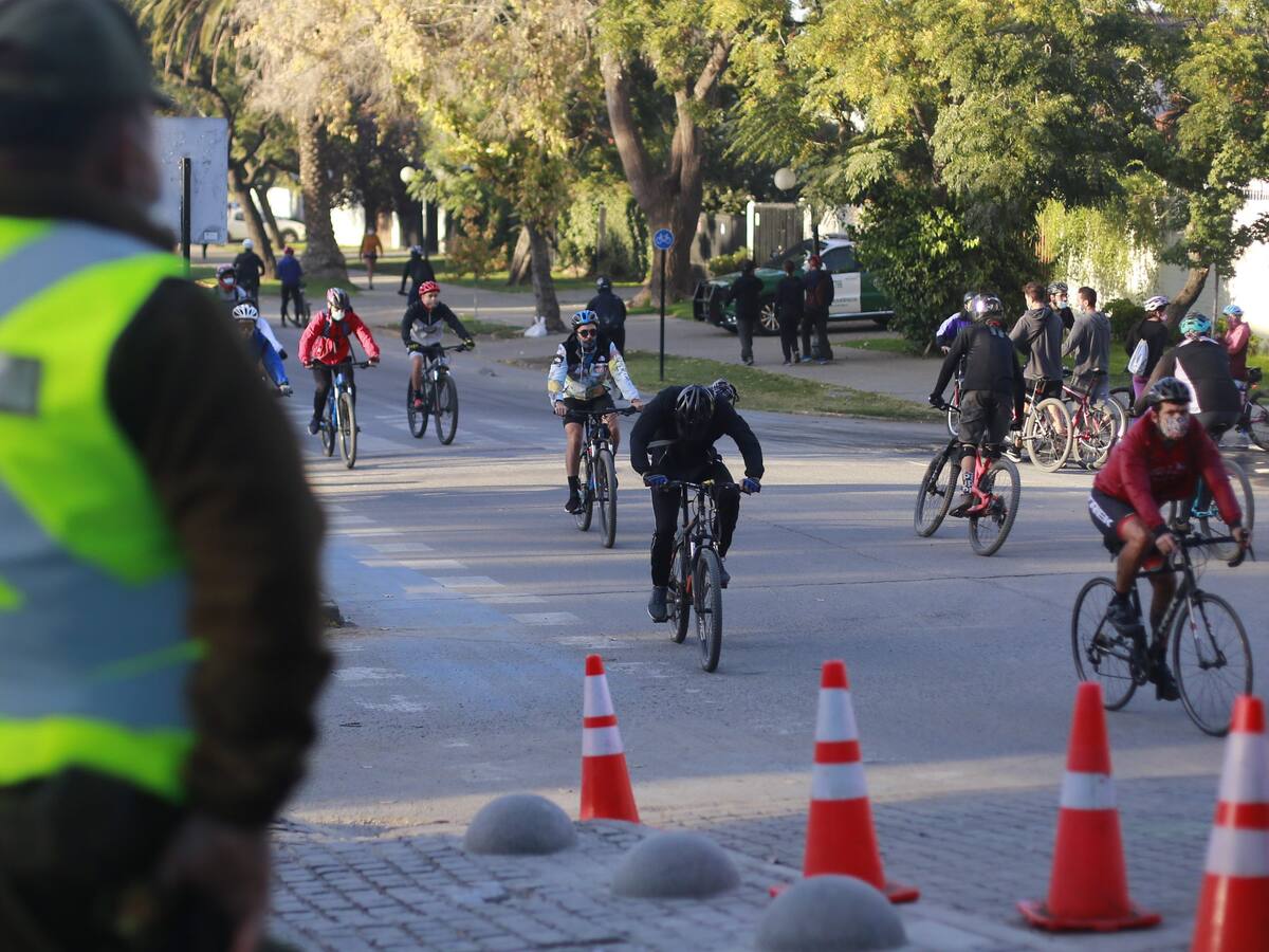 Cuarentena: Carabineros detuvo a 14 personas en Parque Metropolitano tras fin de franja deportiva