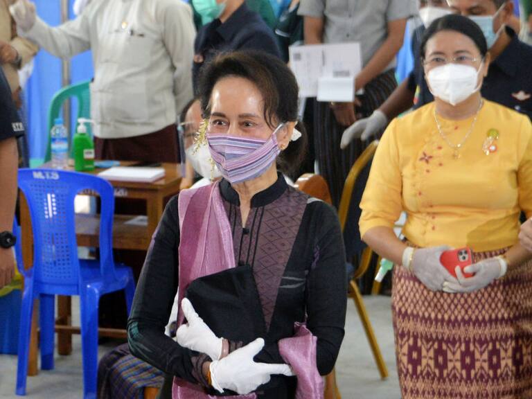 La depuesta líder birmana Aung San Suu Kyi antes del golpe militar en Myanmar