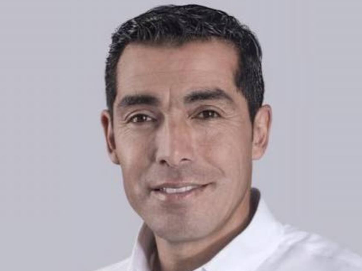 Alcalde de Panquehue denuncia amenazas de muerte contra concejala que grabó a carabineros durmiendo