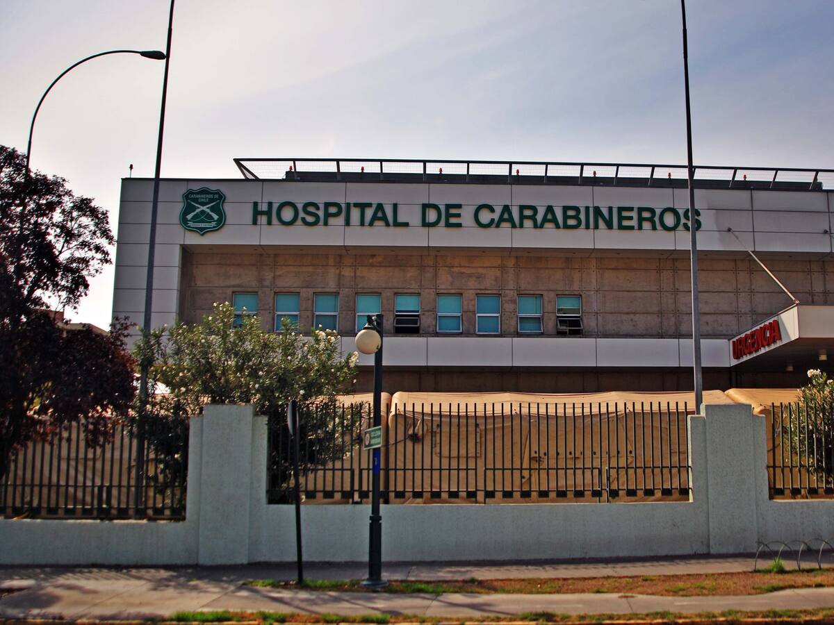 Carabineros desmintió que el hospital de la institución esté desocupado: «Aumentó sus camas críticas y las puso a disposición»