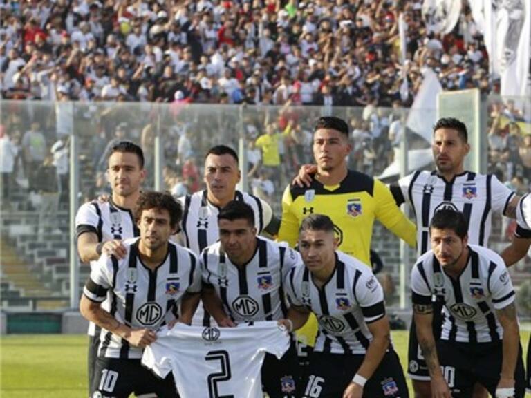 Colo Colo puso frases del himno sobre el lugar de los jugadores en el camarín