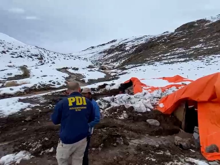 PDI y FACh ubican a dos personas aisladas en la cordillera de Alto del Carmen: uno pidió quedarse para cuidar sus animales