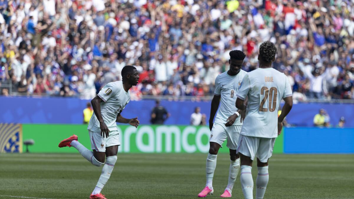 Dembélé deslumbra en Francia y Senegal aplasta a Irak para instalarse en los dieciseisavos de final