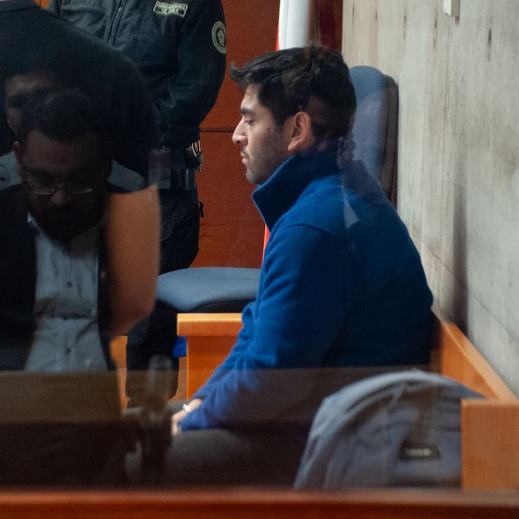 Homicidio por omisión o imprudencia temeraria: padre de niña que cayó de edificio seguirá detenido tras falta de acuerdo en el cargo