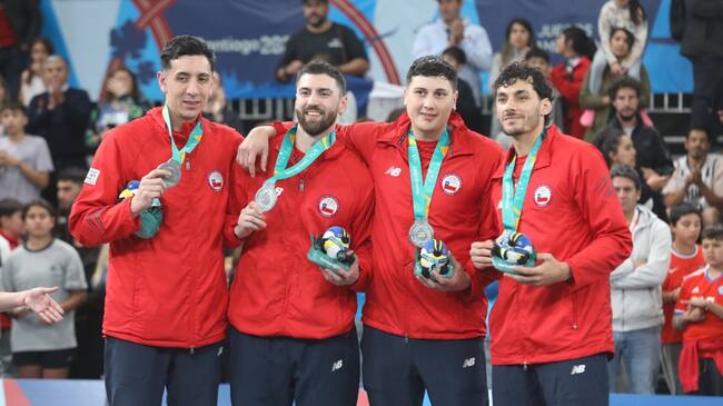Team Chile de Básquetbol 3×3 varones recibe medalla de Plata en Panamericanos Santiago 2023