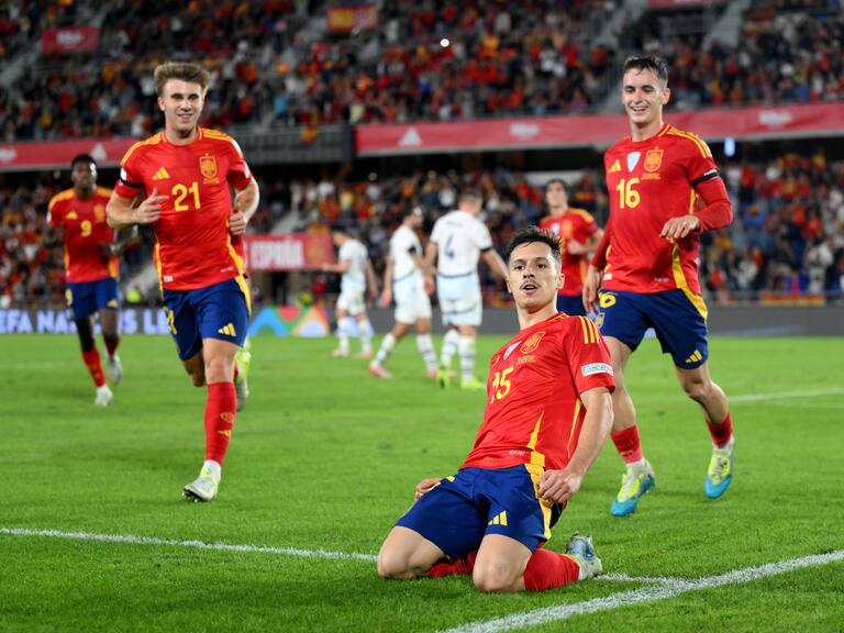 Una relajada España se impuso apenas en los descuentos a Suiza en la Nations League