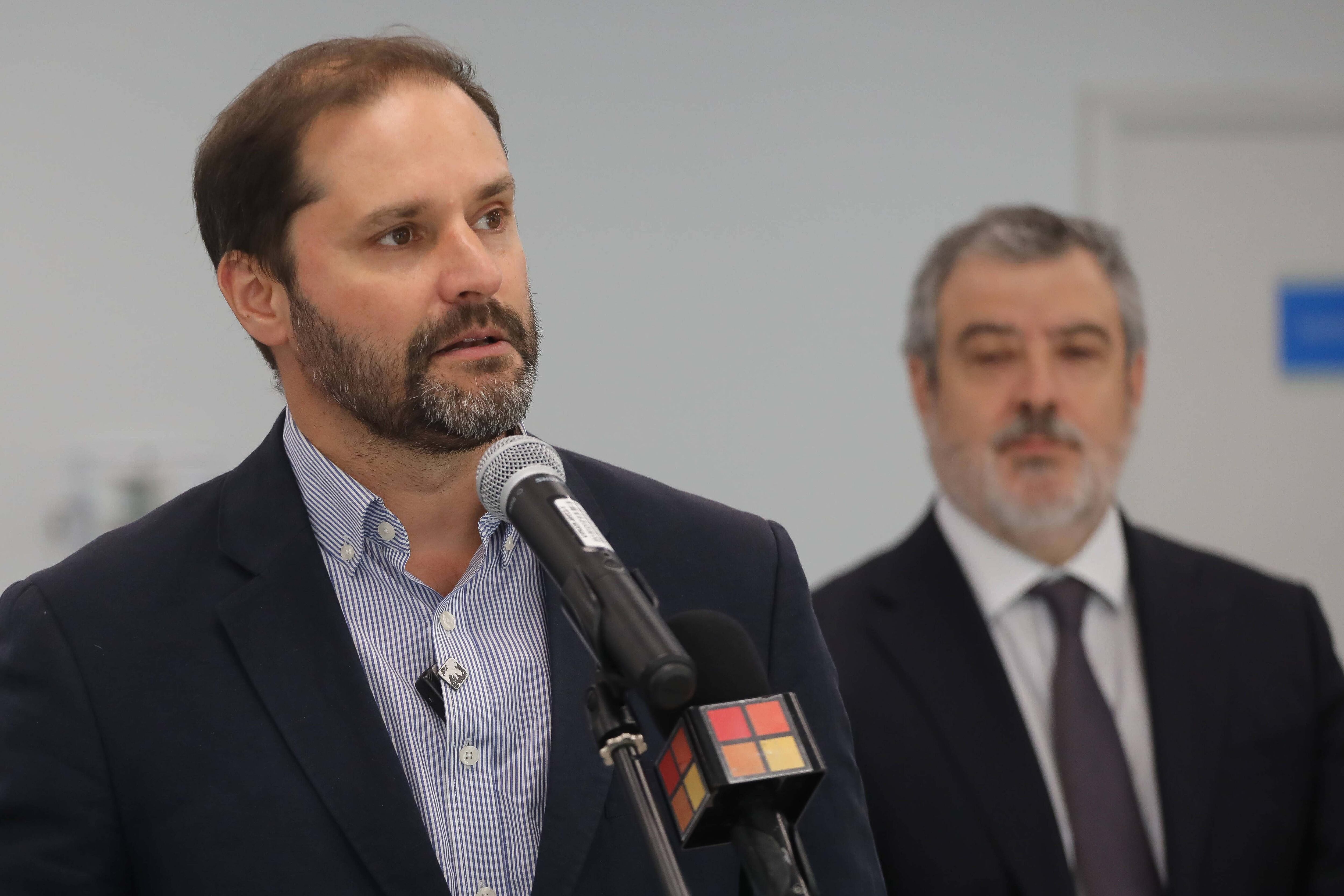 4 de marzo de 2026 / SANTIAGO
El director del Fondo Nacional de Salud, Camilo Cid, junto al alcalde de Providencia, Jaime Bellolio, inauguran la nueva sucursal de Fonasa en la comuna y entregan cifras actualizadas de población beneficiaria de FONASA a enero de 2026.
FOTO: SEBASTIÁN BELTRÁN GAETE / AGENCIAUNO