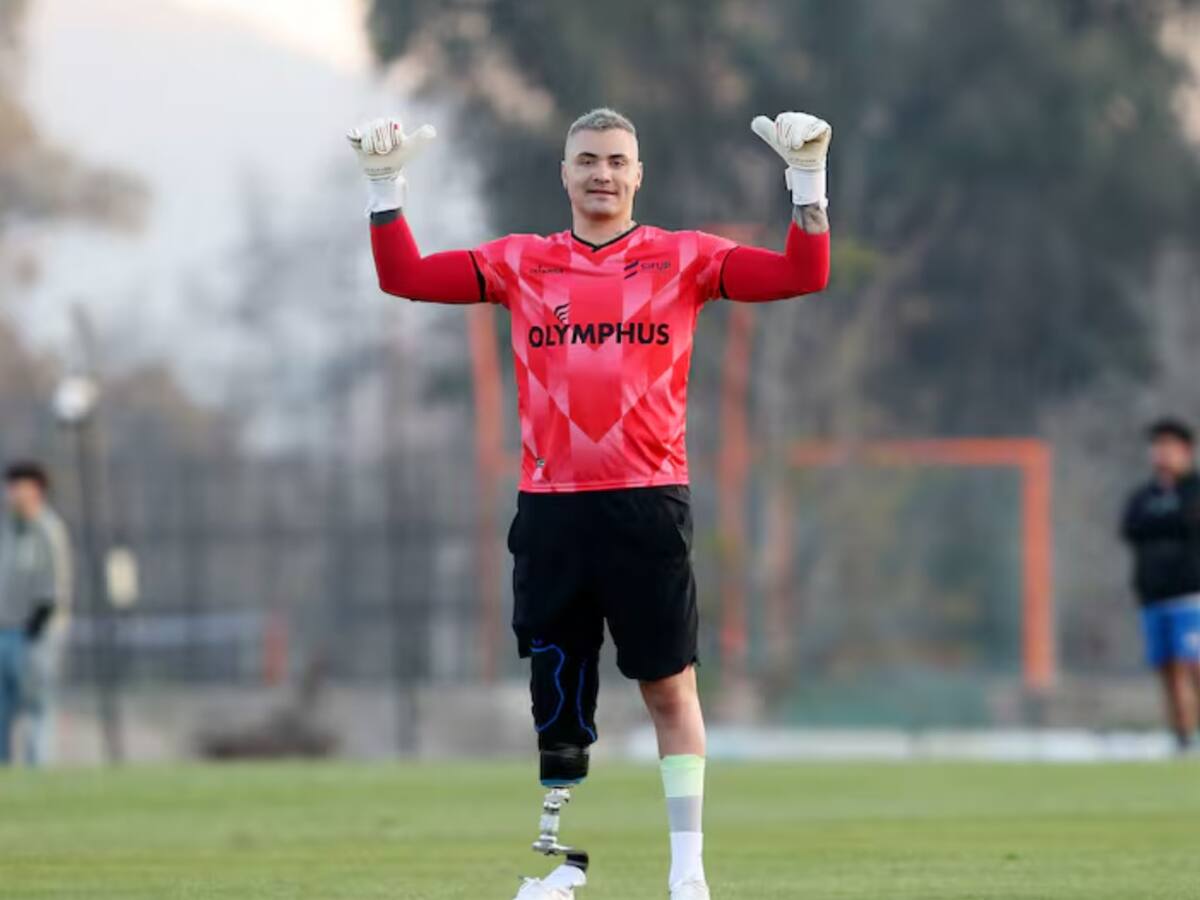 ¡Vamos con todo! Cristóbal Campos vuelve a las canchas y jugó 80 minutos en duelo amistoso