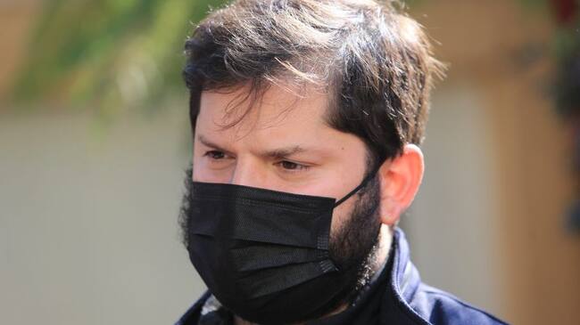 30 de Agosto de 2021 / PROVIDENCIAEl diputado y candidato presidencial del Frente Amplio Gabriel Boric, se refiere a la reunión que sostuvo con Ricardo Lorca, Hijo del Histórico Líder Socialista y Detenido Desaparecido Carlos Lorca en la sede de su comando, con el contexto del Día del Detenido Desaparecido
FOTO: DIEGO MARTIN / AGENCIAUNO