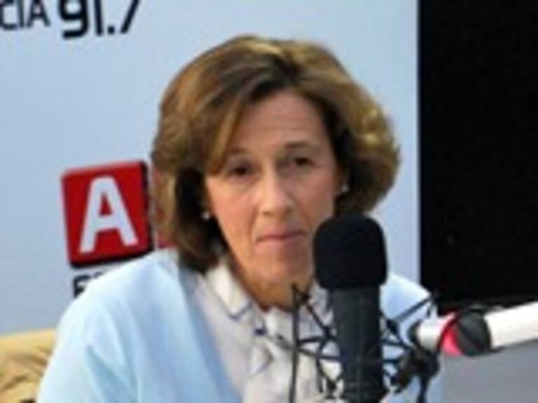 Escritora Julia Navarro: «Dispara yo ya estoy muerto» muestra la lucha contra las circunstancias