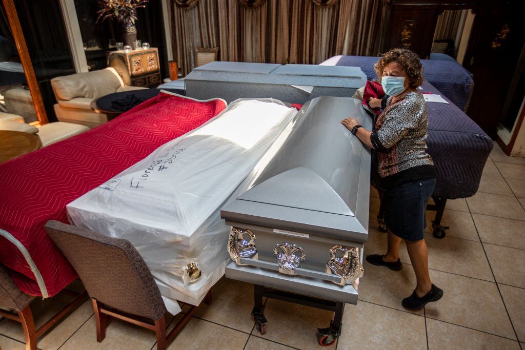 Funerales de víctimas del Covid-19 en Los Angeles