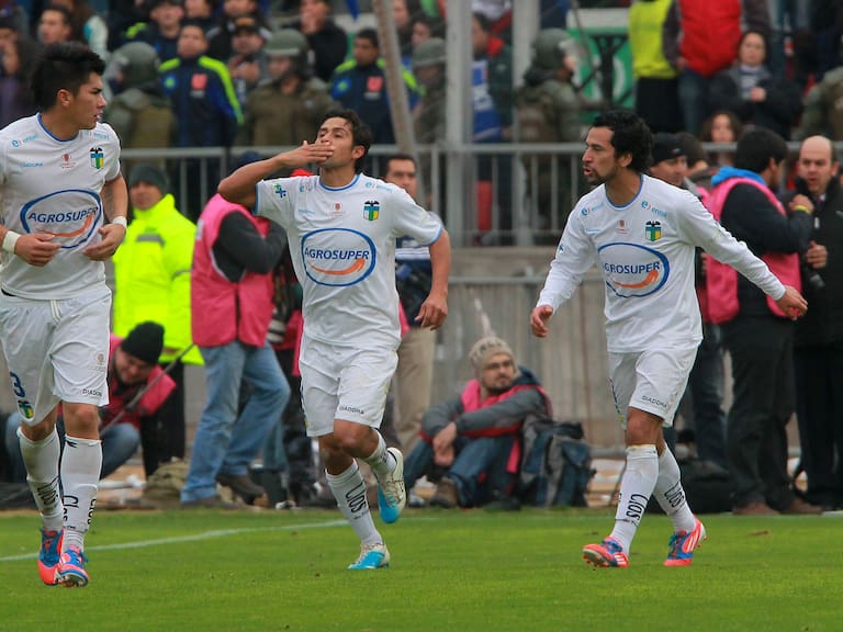 “Volvería a intentarlo mil veces más”: campeón del fútbol chileno con Colo Colo y la U anuncia su retiro