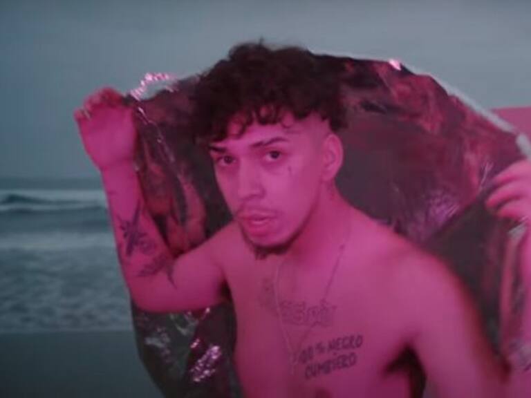 Young Cister lanzó su nuevo sencillo y videoclip, «Sigo Pensándote»