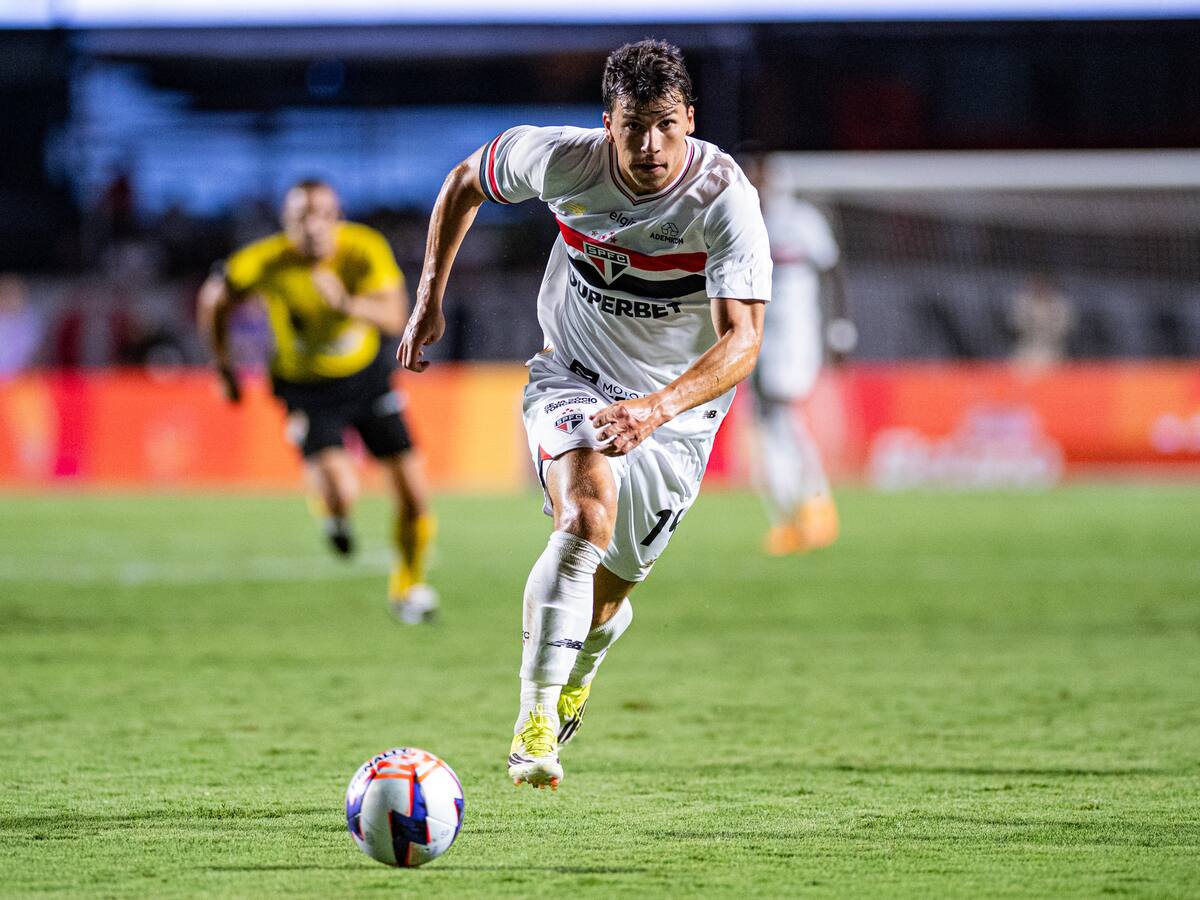 Gonzalo Tapia se mete en la historia de Sao Paulo y así explica su notable registro en los clásicos: “No es fácil”