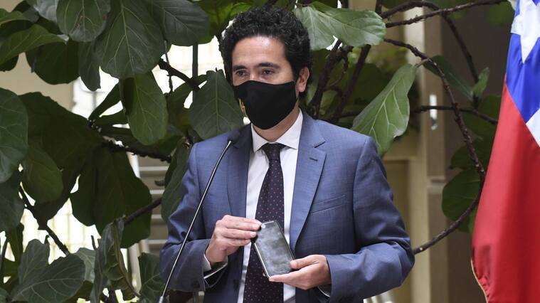 27 DE NOVIEMBRE DE 2020/ VALPARAISOMinistro Ignacio Briones se refriere a la Instituto Nacional de Estadísticas ,( INE) sobre el trimestre agosto-octubre en el Senado.
FOTO: PABLO OVALLE ISASMENDI /AGENCIAUNO