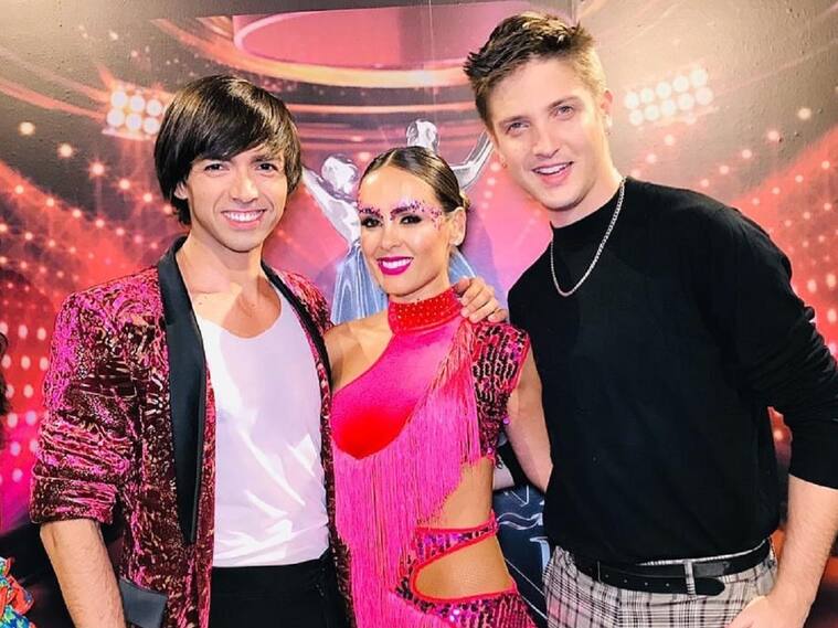 Maura Rivera y su equipo en Bailando por un Sueño