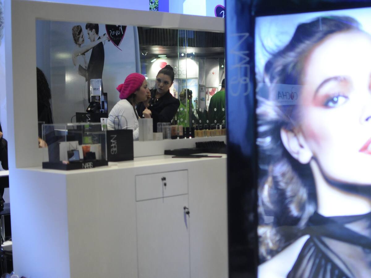 Conadecus y precios rebajados por error en maquillaje de lujo: «La oferta, desde que se realiza, debe ser respetada»