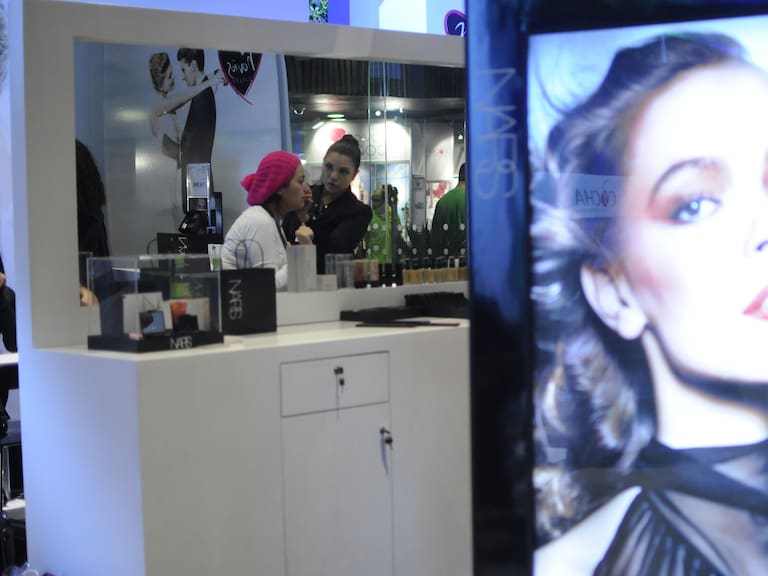 Conadecus y precios rebajados por error en maquillaje de lujo: «La oferta, desde que se realiza, debe ser respetada»