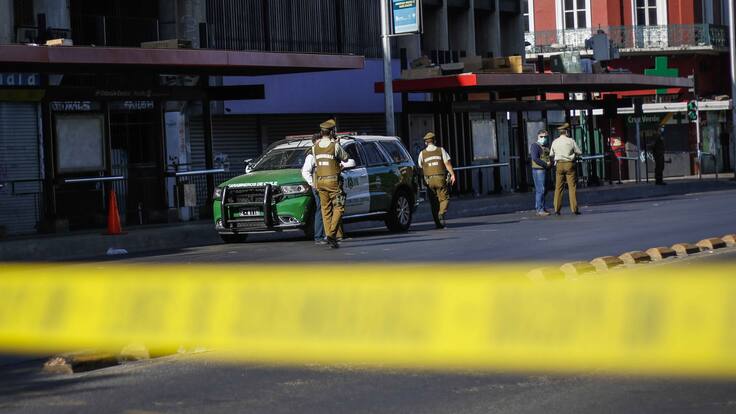 Actualizan estado de salud de turista argentino baleado tras intento de encerrona en Estación Central: se encontraba de compras con su familia