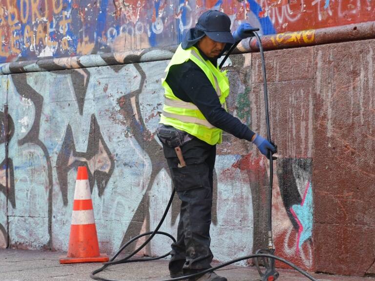 Gobernador Orrego anuncia un 60% de avance en la recuperación de fachadas en eje Alameda