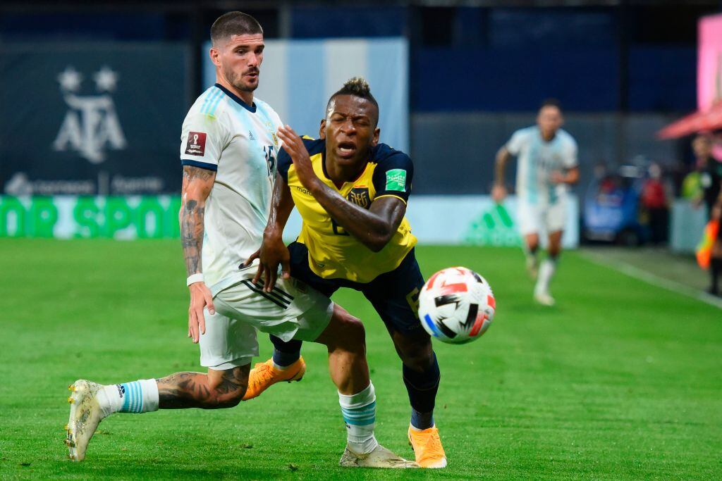De Paul marca a Estupiñán en el Argentina-Ecuador