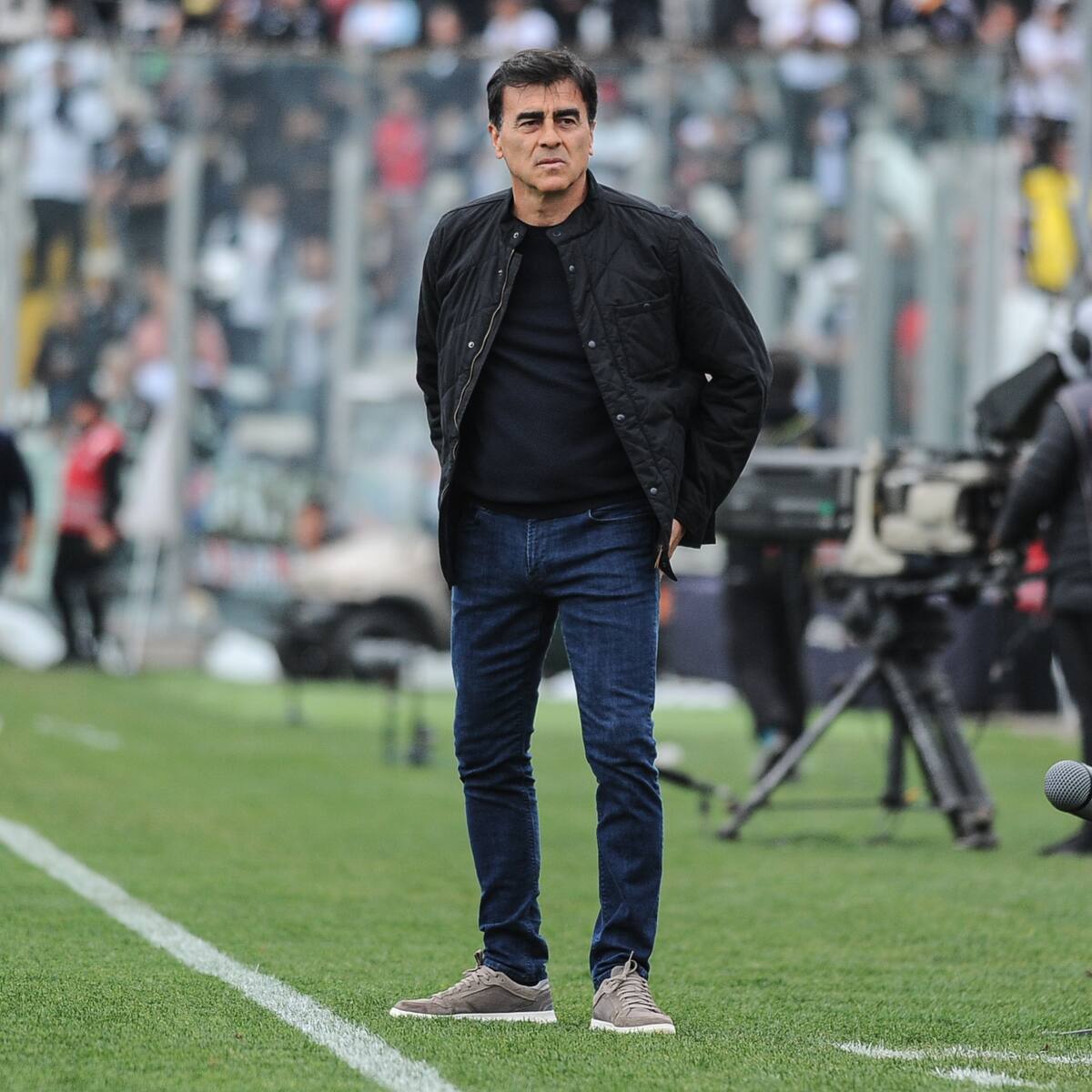 Gustavo Quinteros revela la vez que estuvo a punto de dirigir a La Roja: “Decidí quedarme en Colo Colo”