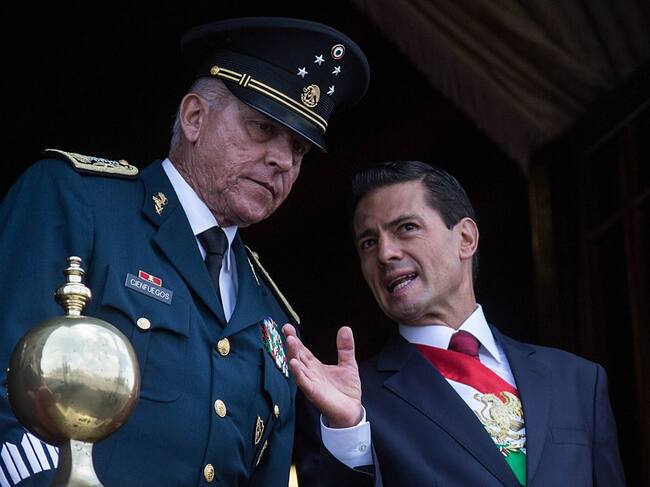 Salvador Cienfuegos como secretario de defensa mexicano en 2016