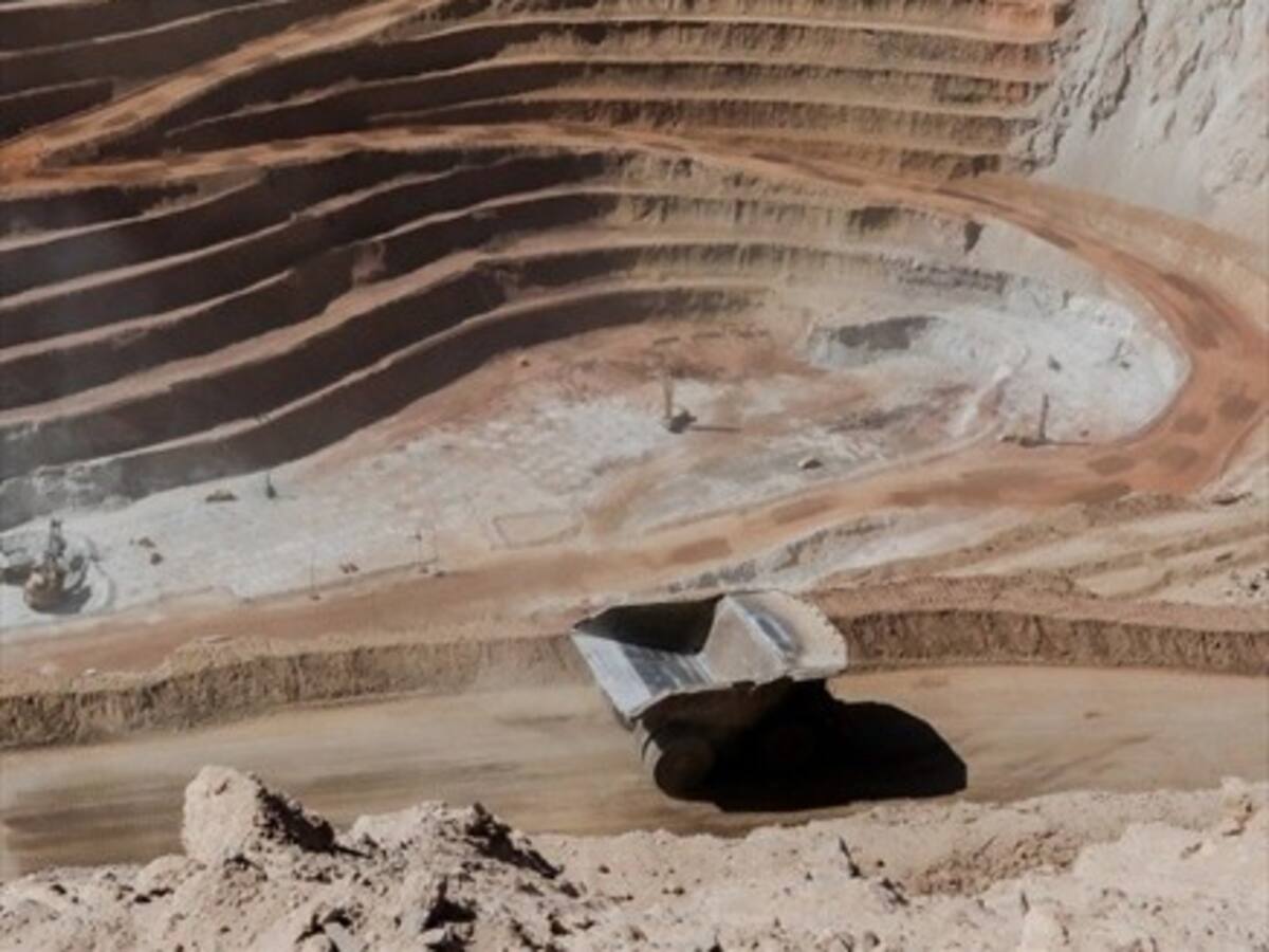 Sector minero se derrumbó 16% tras huelga en Escondida