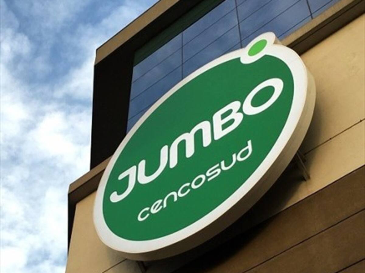 Forbes sitúa a Falabella y Cencosud como las empresas más grandes del país