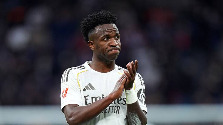 Vinícius desconsolado en una de sus noches más difíciles en el Real Madrid a pesar de la victoria contra el Levante