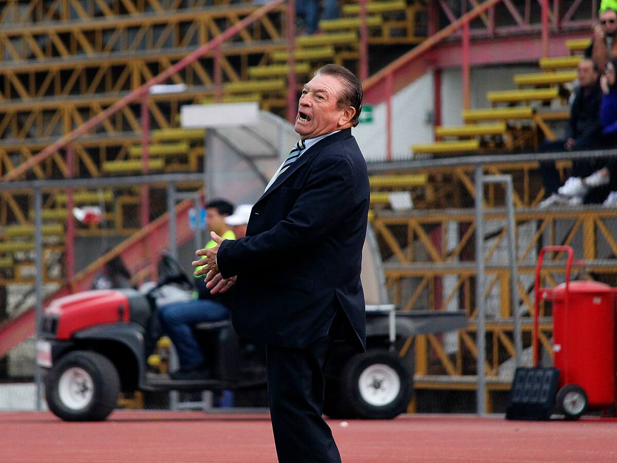 Hernán Godoy por la regla de los cinco cambios: Copiamos lo malo del extranjero, será una pichanga