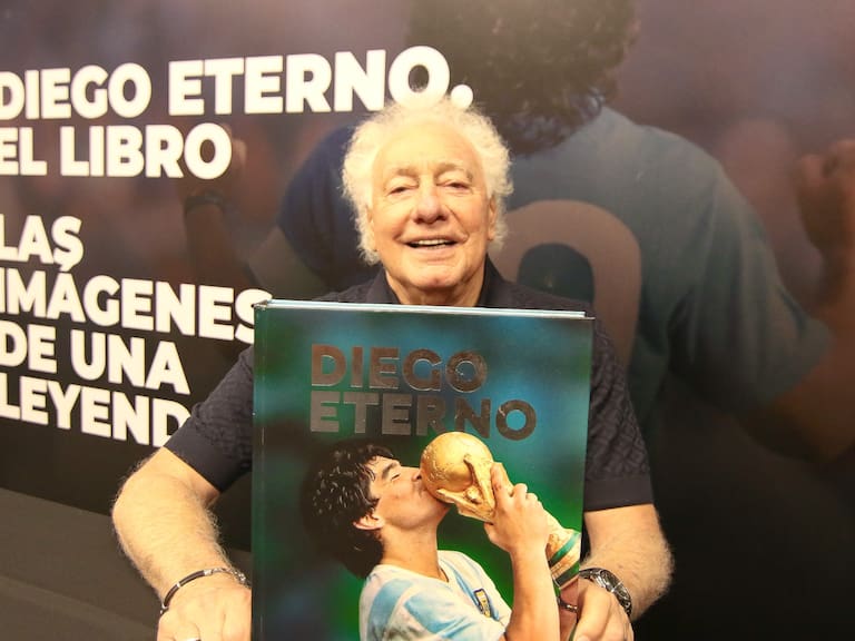 Diego Maradona: autor chileno lanza biografía visual del argentino