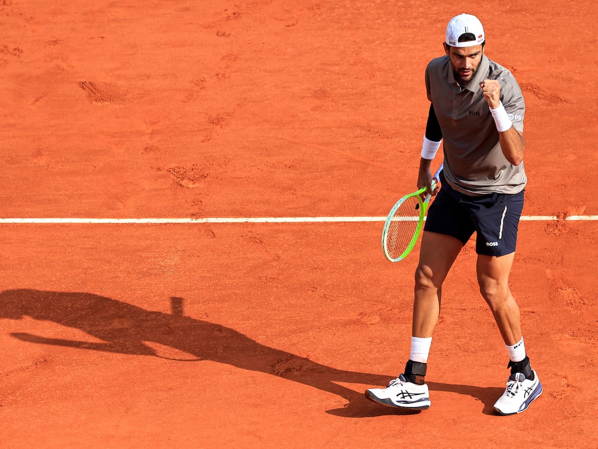 Matteo Berrettini da la gran sorpresa en Montecarlo al eliminar a Alexander Zverev