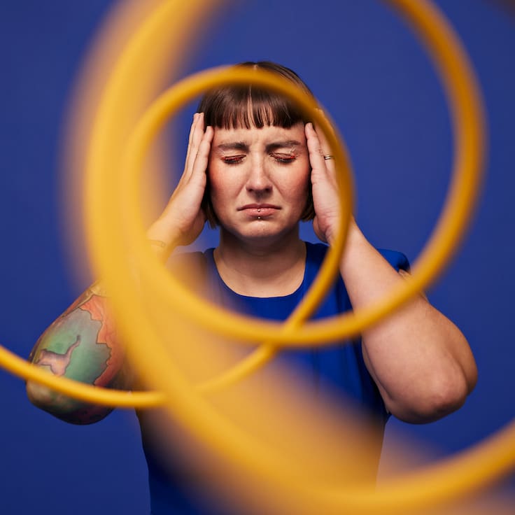 ¿Autoayuda o autoengaño? Repetir afirmaciones positivas tiene letra chica, según expertos