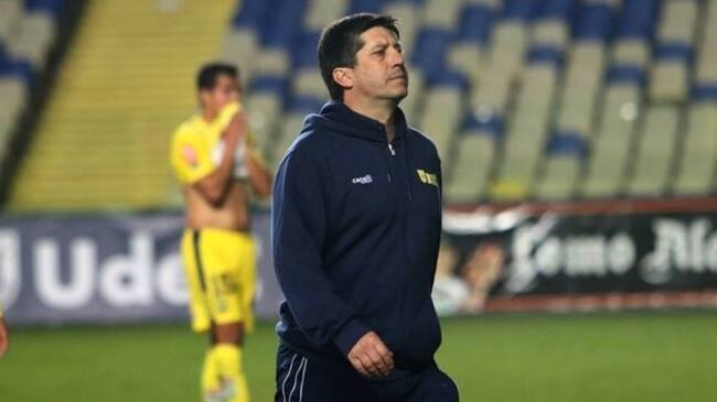 Hugo Balladares dejó de ser entrenador de la Universidad de Concepción
