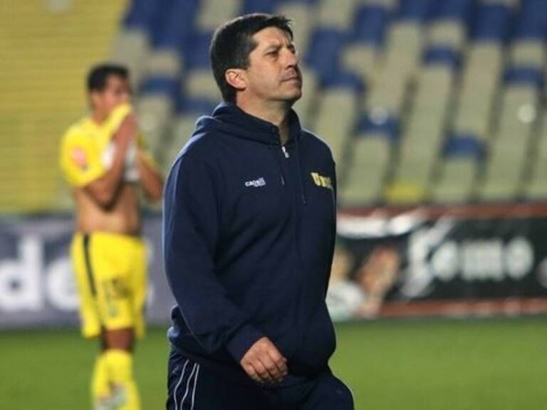 Hugo Balladares dejó de ser entrenador de la Universidad de Concepción