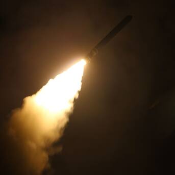 Irán confirma que Israel lanzó un ataque aéreo directo contra su territorio