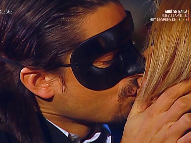 ¿Y resultó el beso del amor eterno? Los memes y comentarios que dejó el reestreno de «Cerro Alegre»