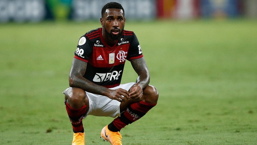 RIO DE JANEIRO, BRAZIL - DECEMBER 20: Gerson of Flamengo looks on during a match between Flamengo and Bahia as part of 2020 Brasileirao Series A at Maracana Stadium on December 20, 2020 in Rio de Janeiro, Brazil. (Photo by Wagner Meier/Getty Images)