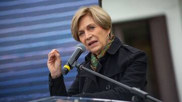 Evelyn Matthei asiste a homenaje de Piñera y acusa a la extrema izquierda de facilitar el ingreso al crimen organizado