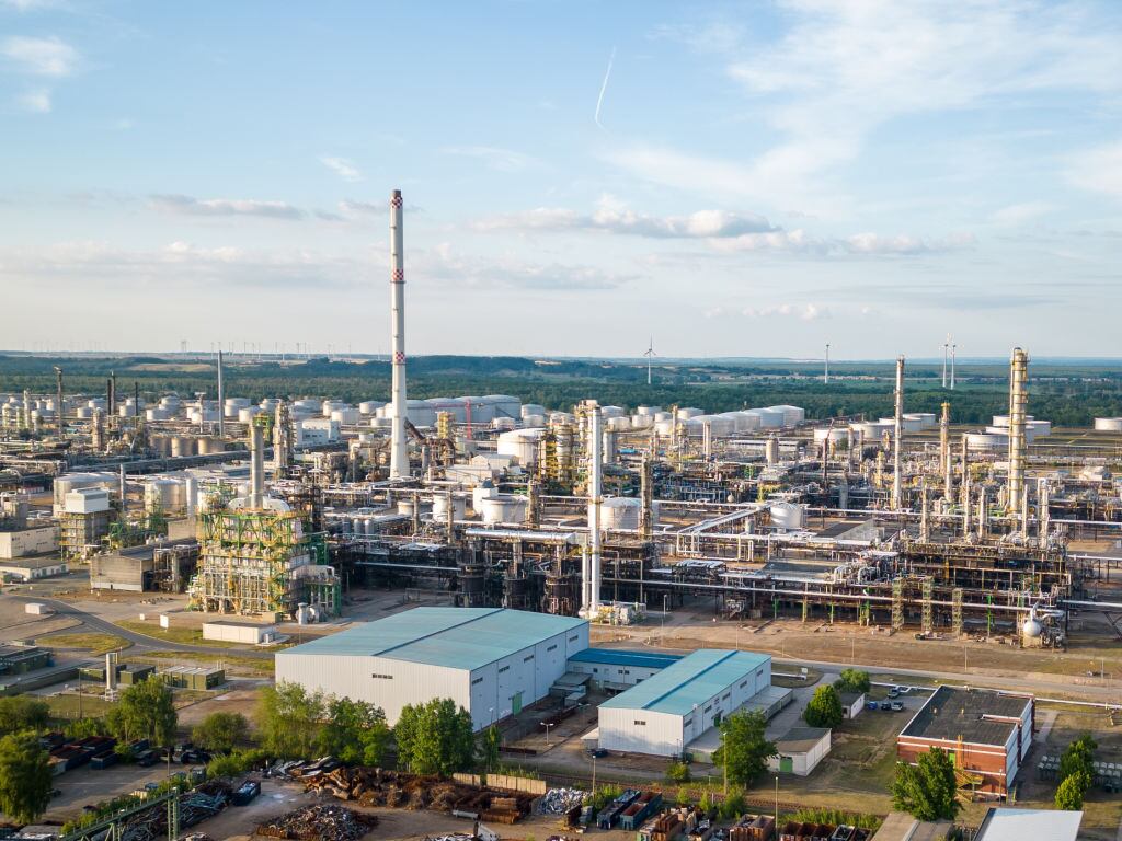 Planta en Alemania que recibe petróleo de Rusia por el oleoducto Druzhba
