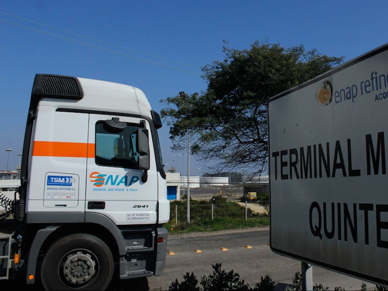 Superintendente de Medio Ambiente por sanción a Enap