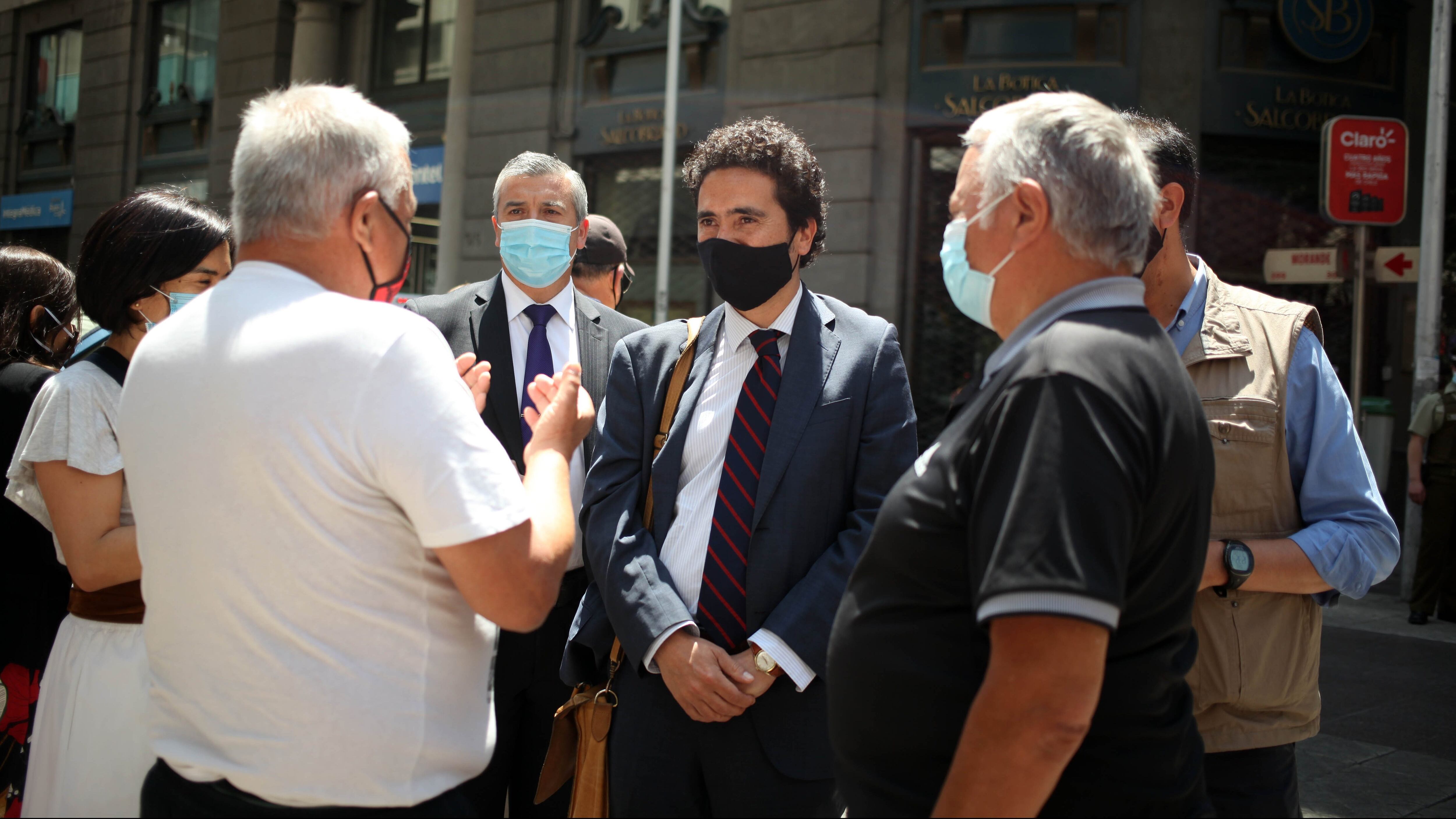 El ministro de Hacienda, Ignacio Briones, fue increpado por la solicitud de datos de afiliados. Foto: Agencia Uno