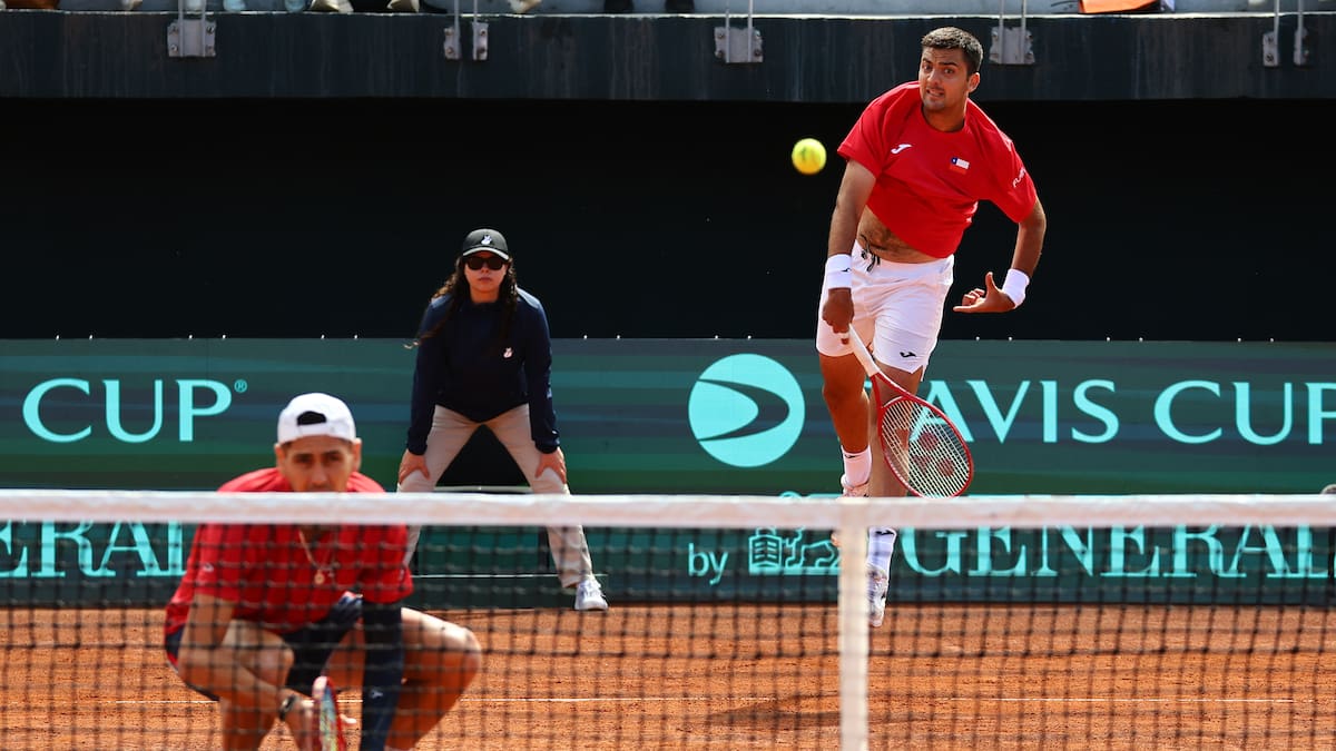 Chile sufre una debacle ante España y queda eliminado de la Copa Davis tras una contundente derrota en el dobles