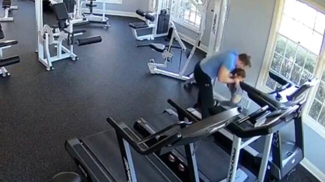 Padre es acusado de causar la muerte de su hijo de 6 años tras obligarlo a ir al gimnasio por “estar gordo”