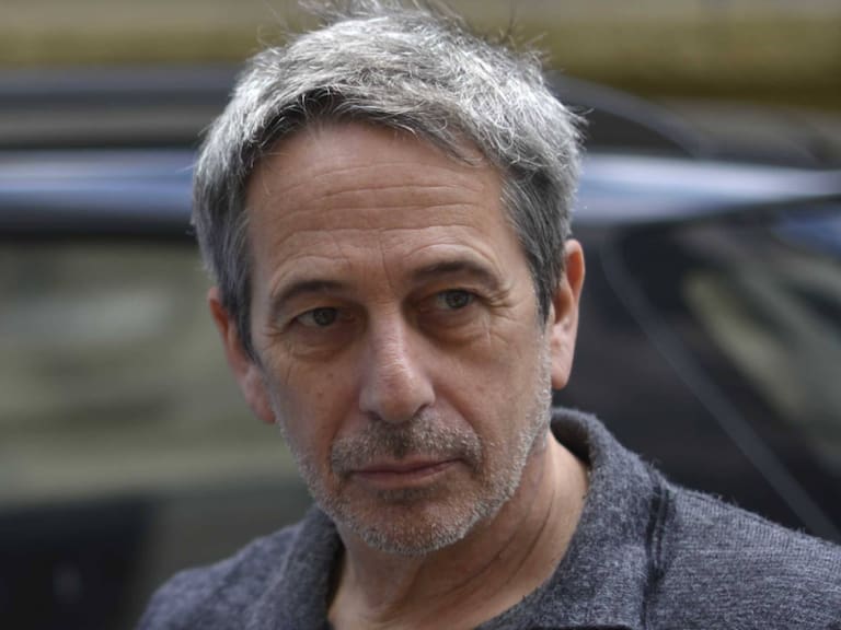 “No tienen ética, no tienen un proyecto político”: Alfredo Castro lamenta la baja pensión que recibe y arremete contra candidata de la UDI